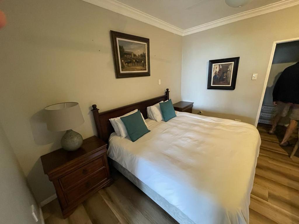 Villa Jaime Self Catering บัลลิโต ภายนอก รูปภาพ