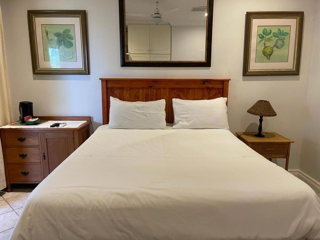 Villa Jaime Self Catering บัลลิโต ภายนอก รูปภาพ