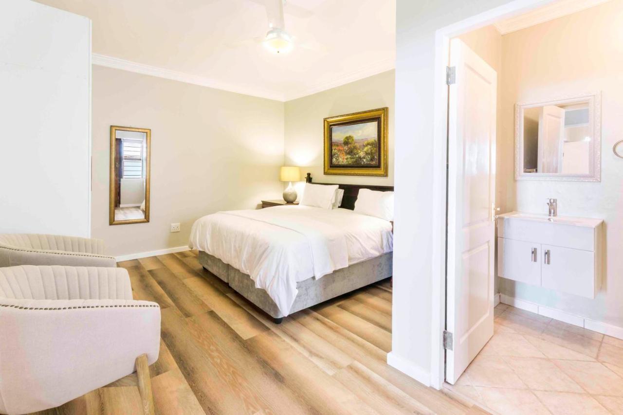 Villa Jaime Self Catering บัลลิโต ภายนอก รูปภาพ